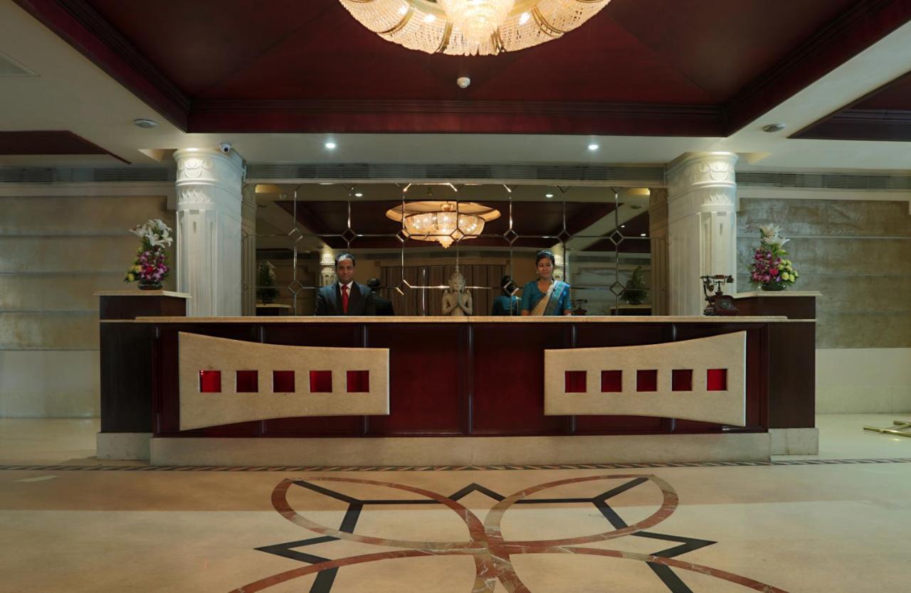 Hotel The Manor - A Boutique Hotel จอร์ฮัต ภายนอก รูปภาพ