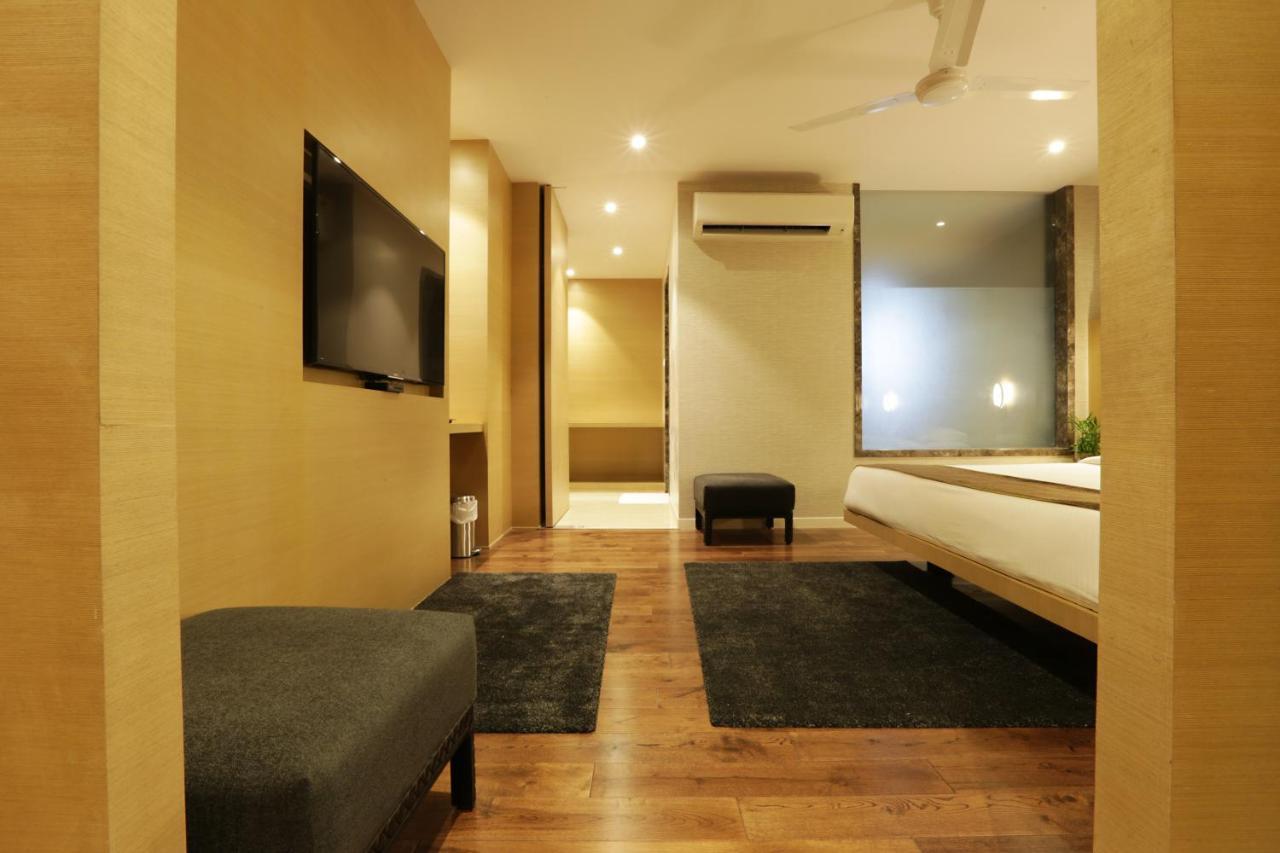 Hotel The Manor - A Boutique Hotel จอร์ฮัต ภายนอก รูปภาพ