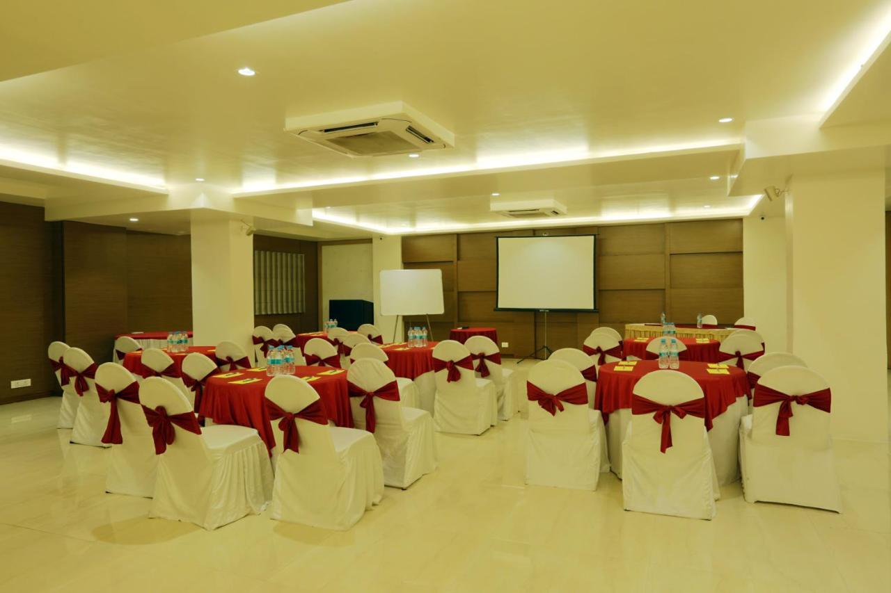 Hotel The Manor - A Boutique Hotel จอร์ฮัต ภายนอก รูปภาพ