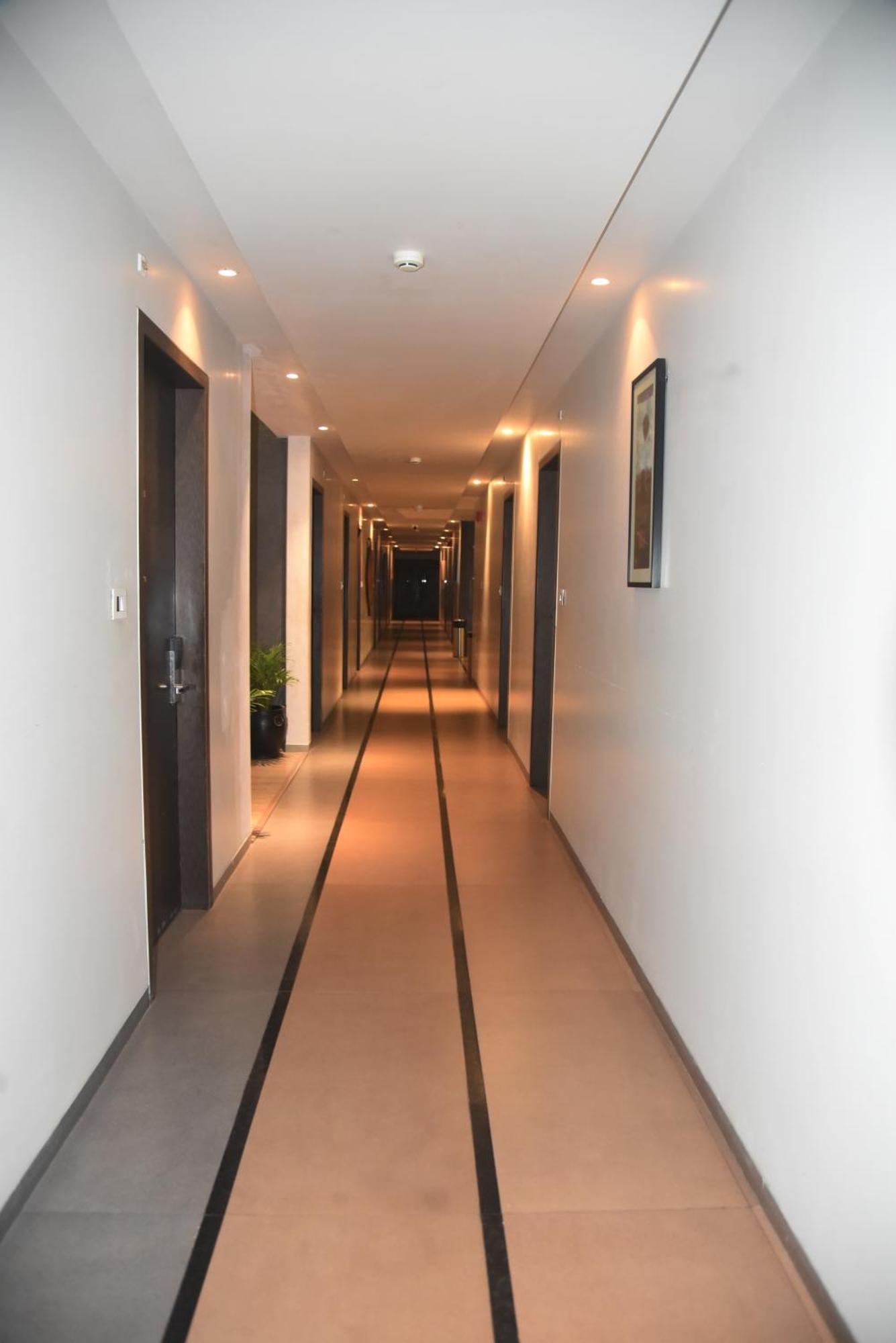Hotel The Manor - A Boutique Hotel จอร์ฮัต ภายนอก รูปภาพ