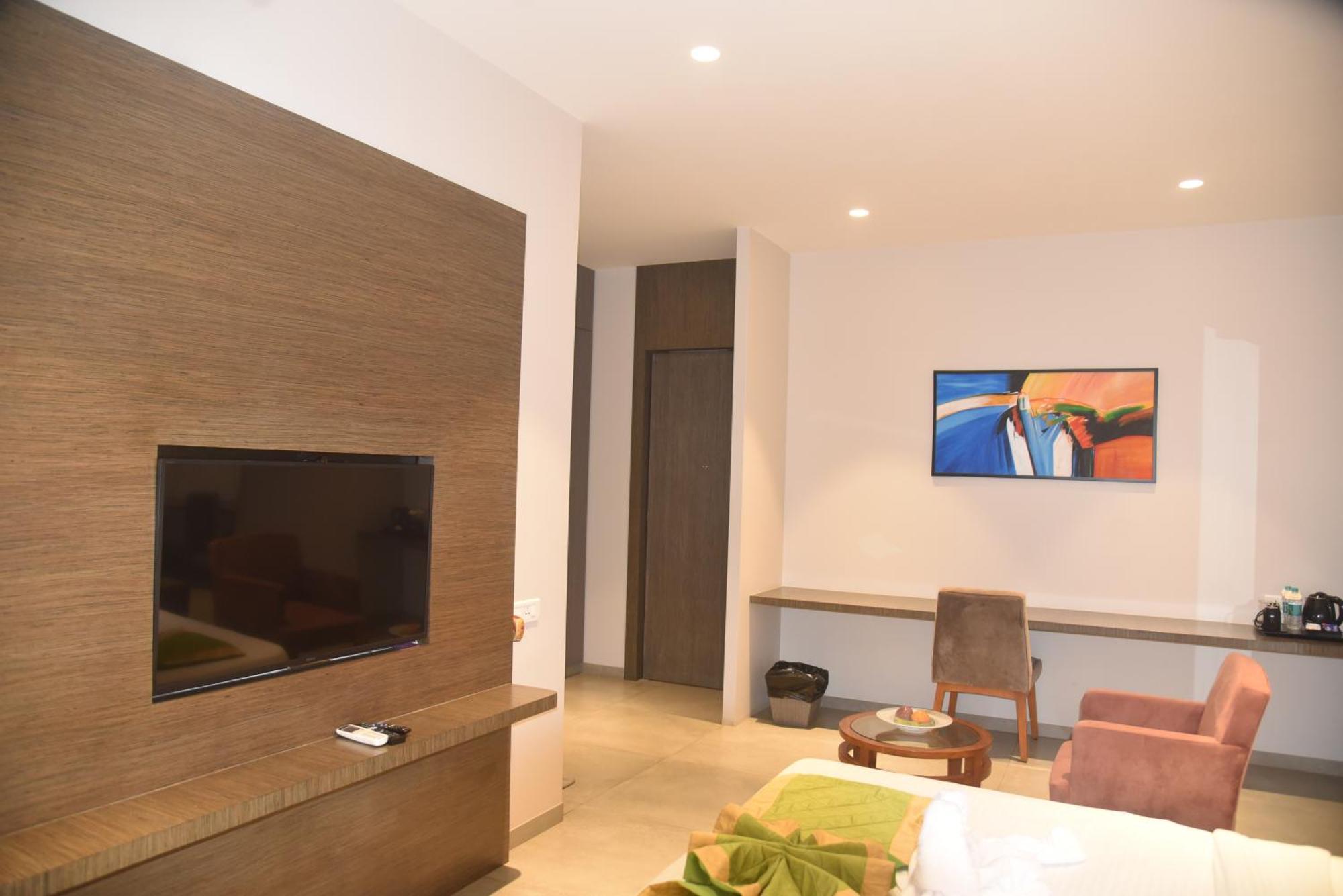Hotel The Manor - A Boutique Hotel จอร์ฮัต ภายนอก รูปภาพ